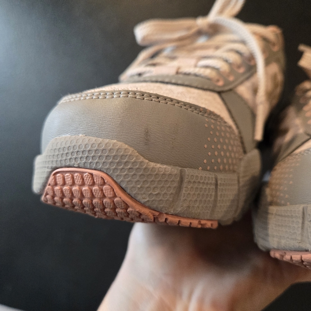 Kuru Quantum Athletic Shoes 7.5 Wide - Picture 5 of 9